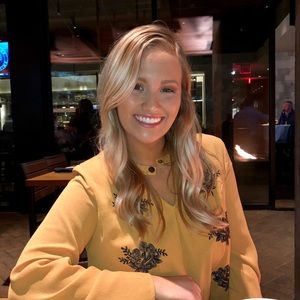 Meet your Posher, Mindy. Located in Alabama.